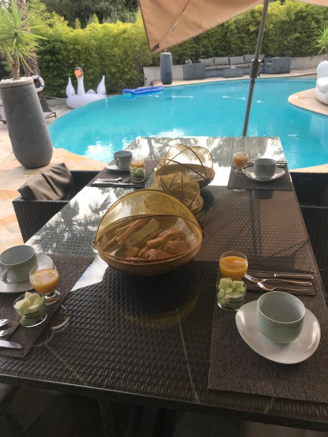 B&B Les Voiles De Valescure Chambres D'Hotes Et Son Espace Bien Etre Saint-Raphaël Екстериор снимка